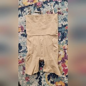 Yahaira bodyshaper sz med